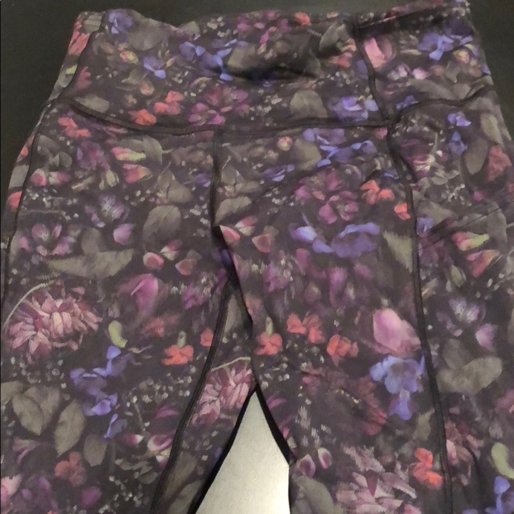 Leggings with pockets